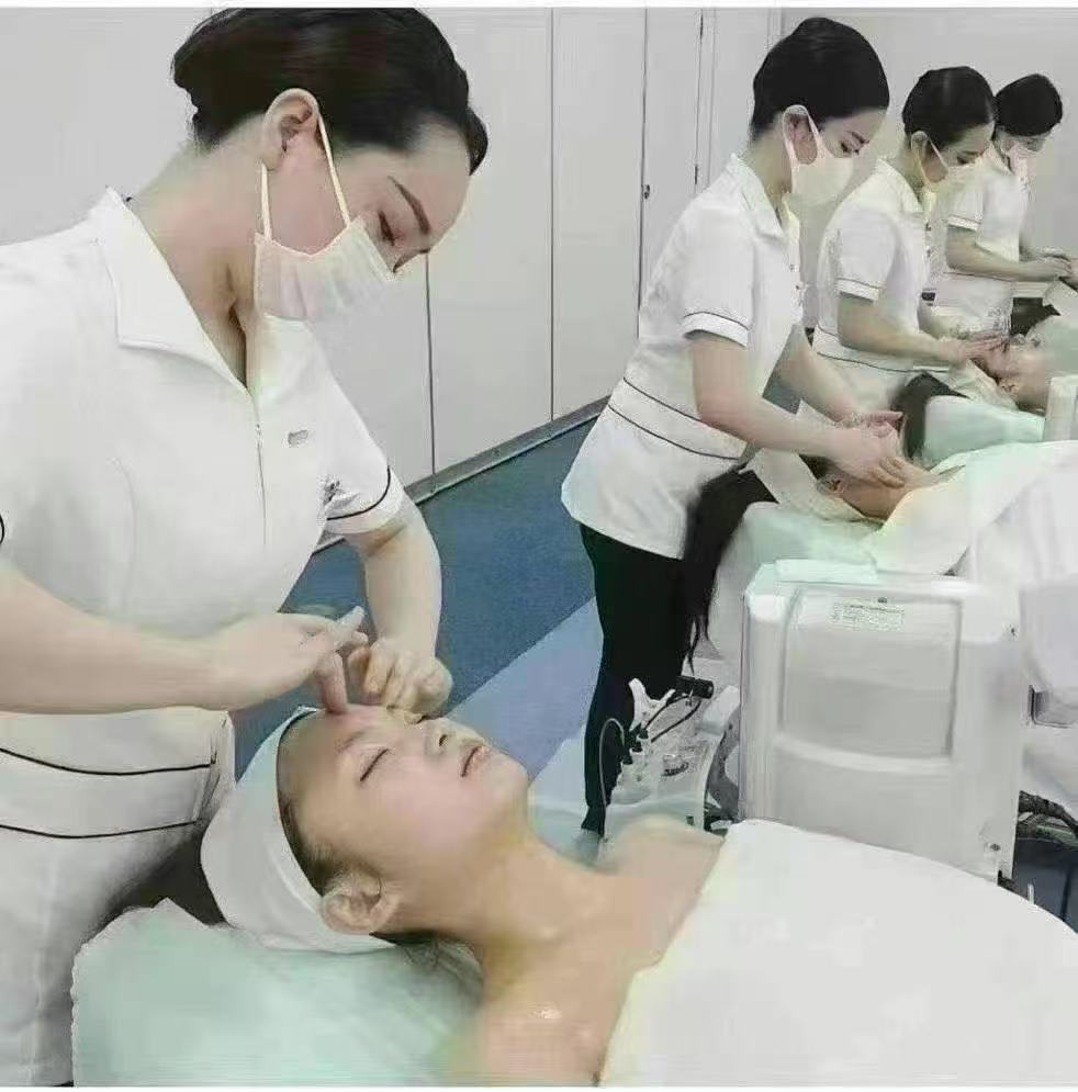美容招生